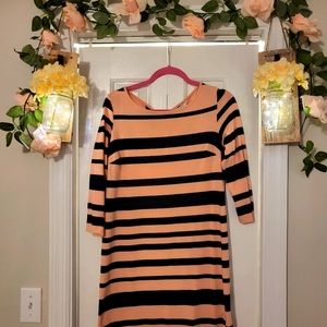 Super Soft, stretchy and comfy Crown & Ivy cotton dress in baby pink & navy blue